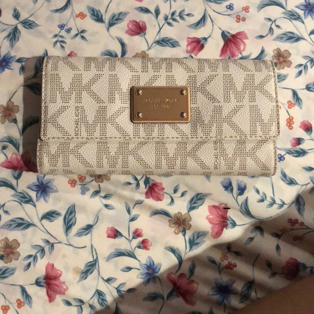 MK Wallet (Card holder/ check holder)